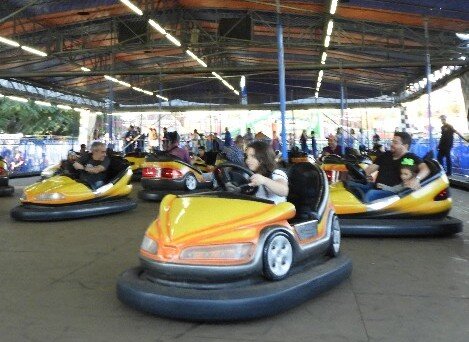 Kaboom - Auto Pista - Yupie! Park